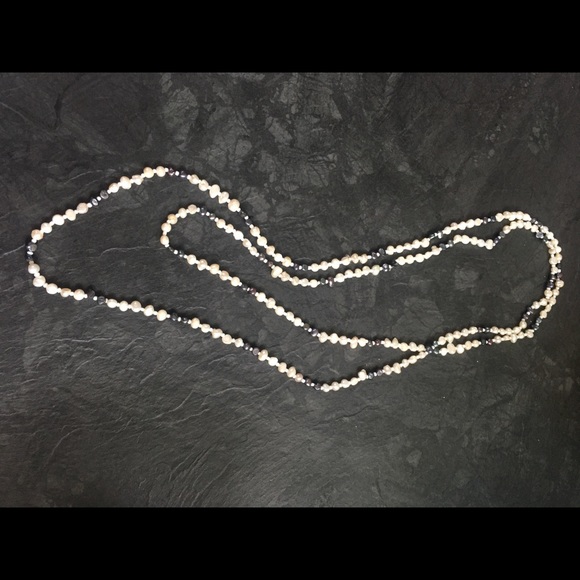 Mother of pearl long line necklace - Picture 1 of 1